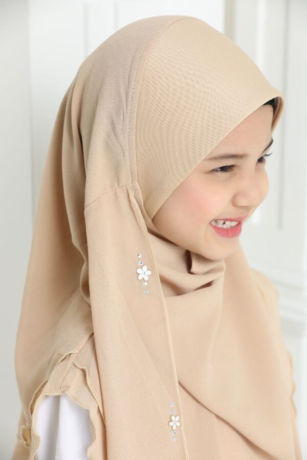 Halena kids Hijab - Image 3