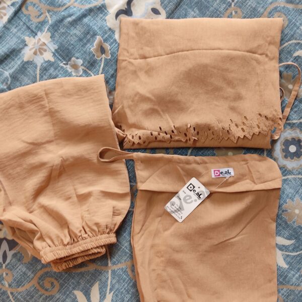 Kids Umrah Prayer Set With skirt+ hijab+pouch - Image 6